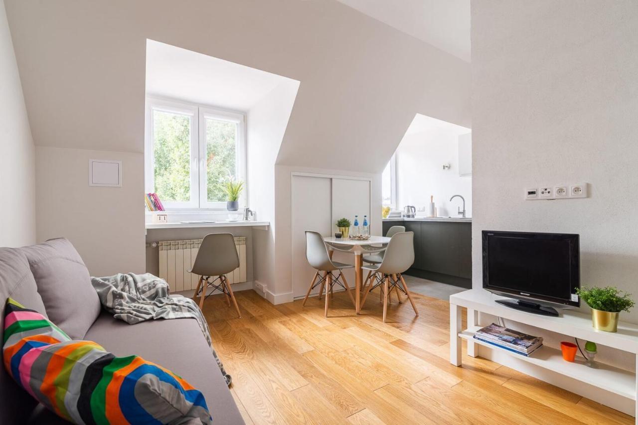 Rent Like - Nieklanska 9/11 Leilighet *
